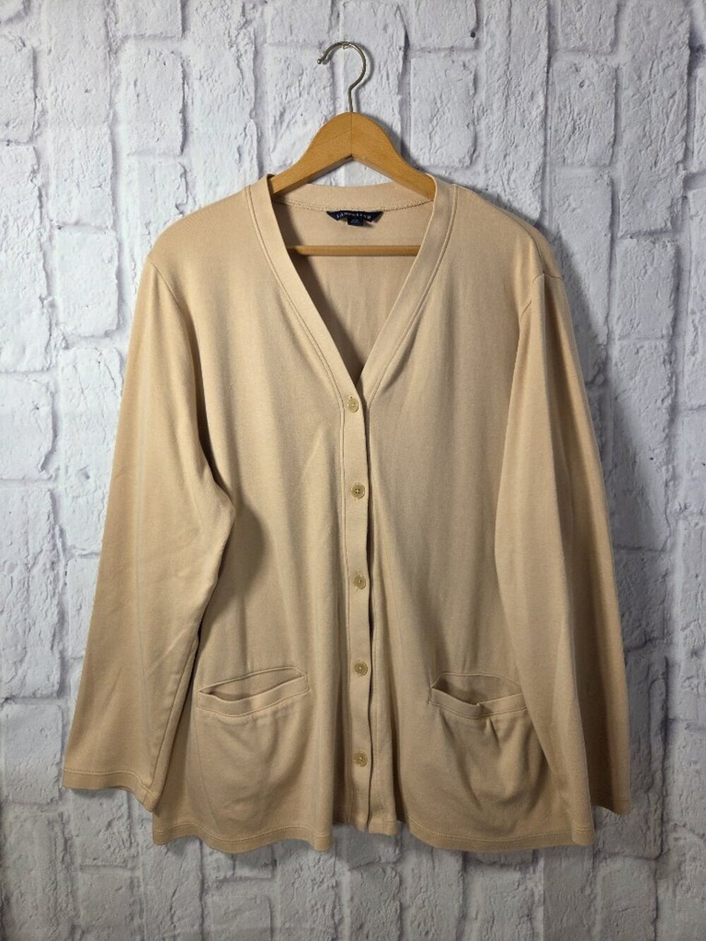 Lands' End XL Light Tan Beige V Neck Button Front Casual Longsleeve Cardigan